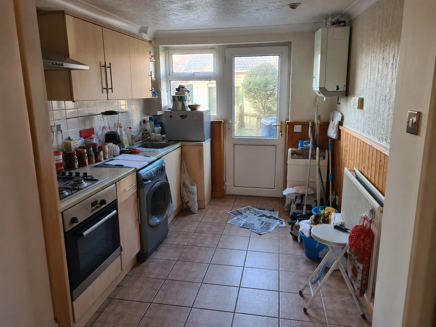 Kitchen before cleaning