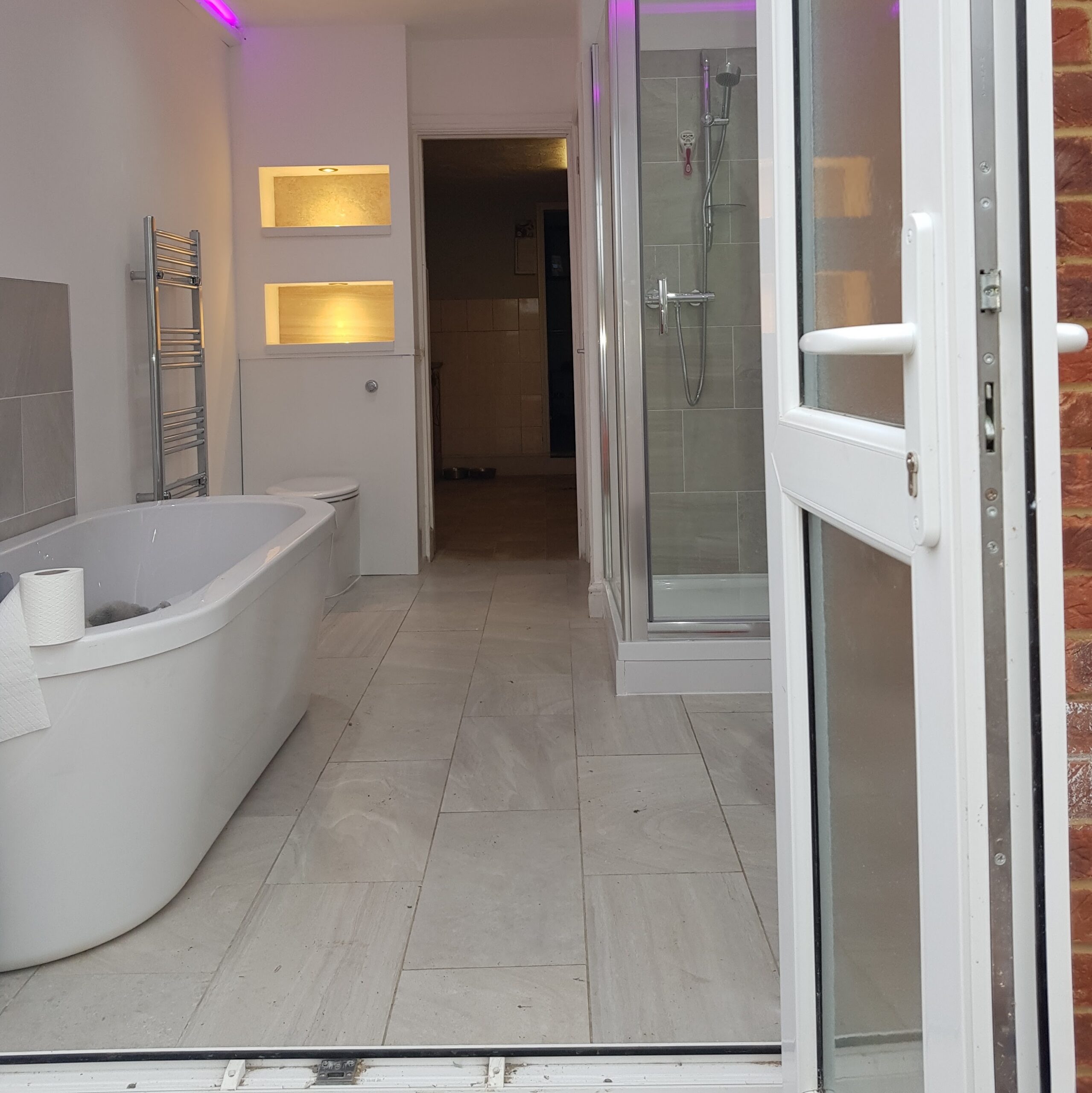 Bathroom before refresh
